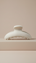 DEPOKA Curved Claw Clip in Porcelain